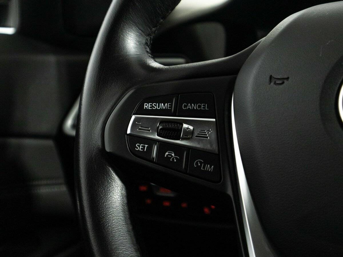 BMW 3 серии с пробегом — 2019 год. Фото: #24