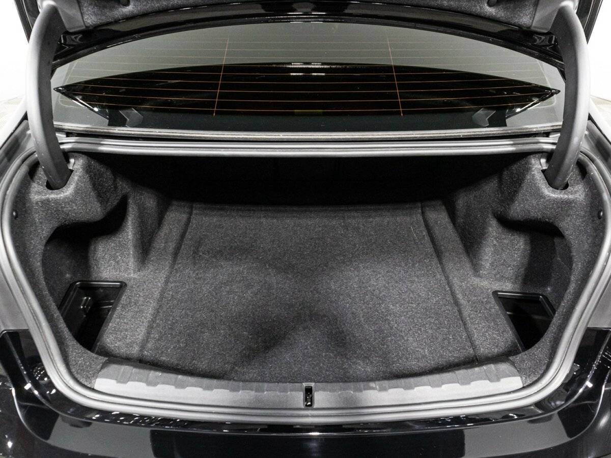 BMW 3 серии с пробегом — 2019 год. Фото: #25