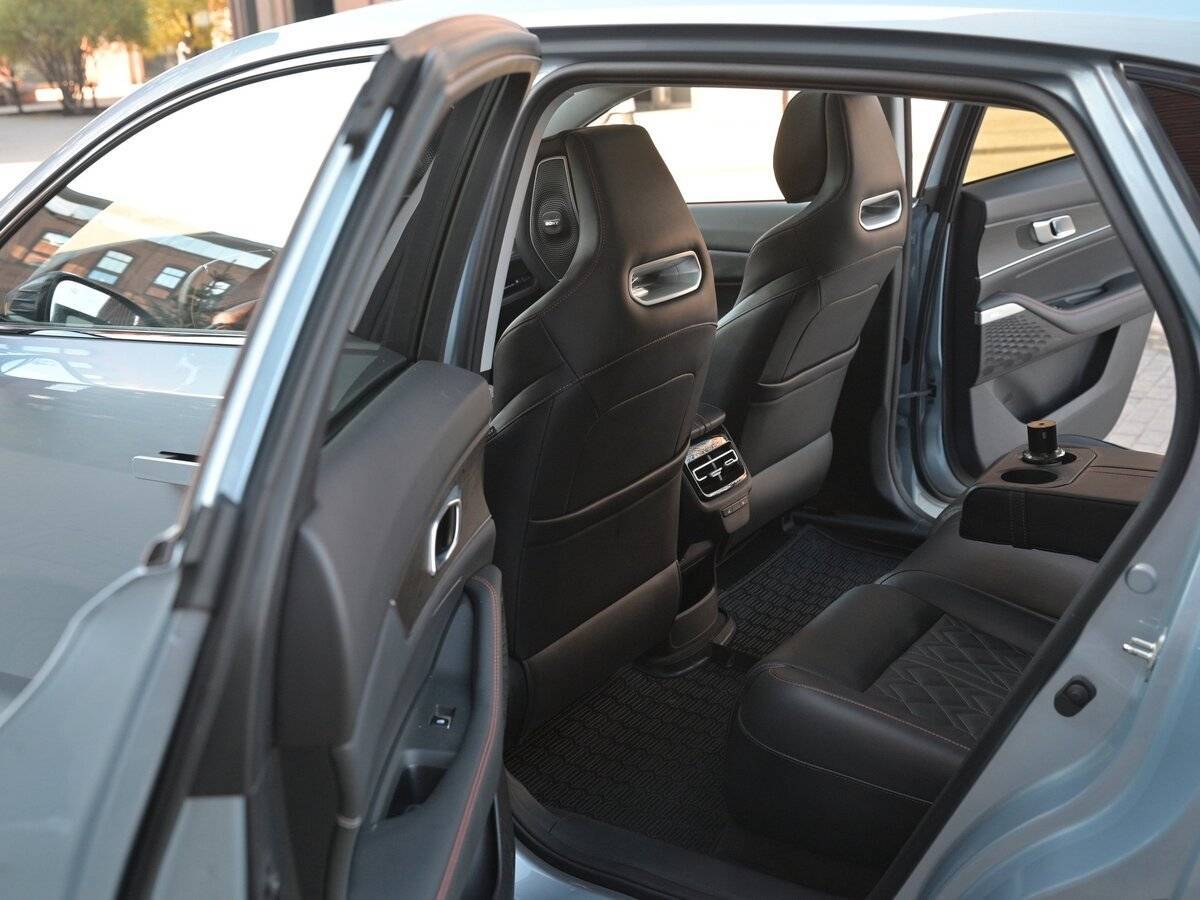 Changan UNI-K с пробегом — 2023 год. Фото: #16