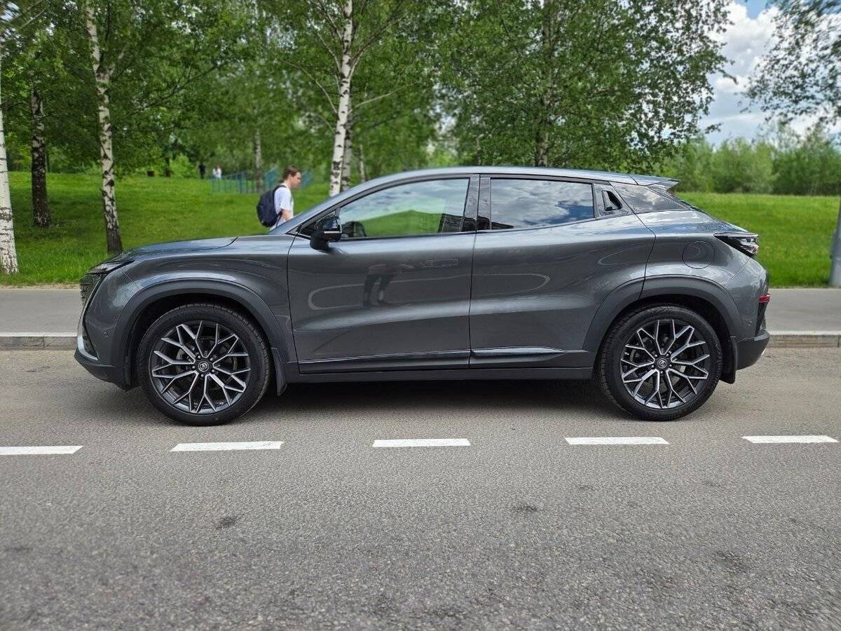 Changan UNI-T с пробегом — 2024 год. Фото: #4