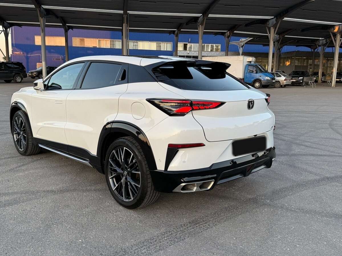 Changan UNI-T с пробегом — 2023 год. Фото: #7