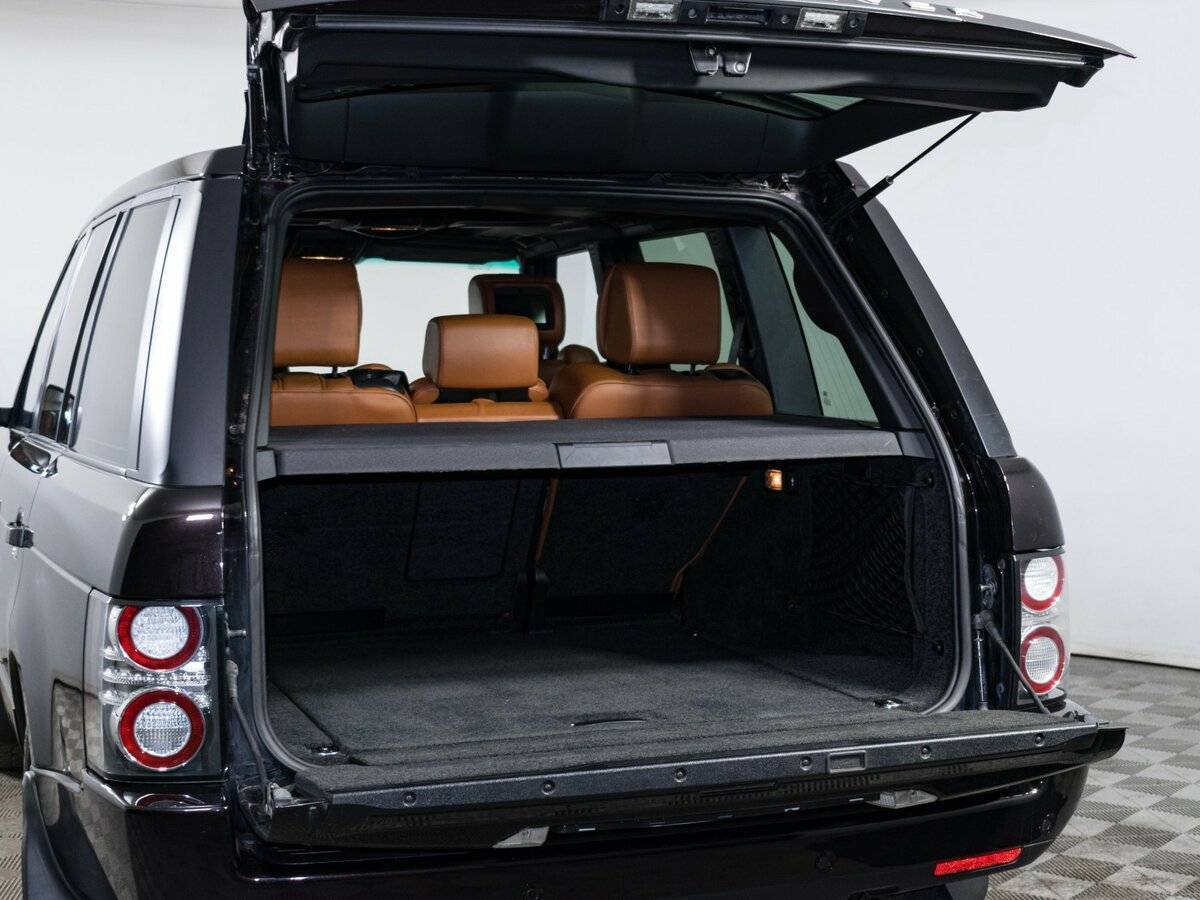 Land Rover Range Rover с пробегом — 2011 год. Фото: #8