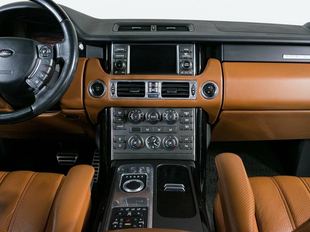 Land Rover Range Rover с пробегом — 2011 год. Фото: #10