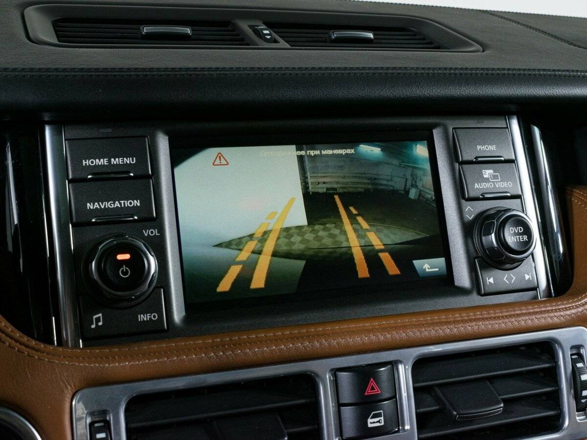 Land Rover Range Rover с пробегом — 2011 год. Фото: #21