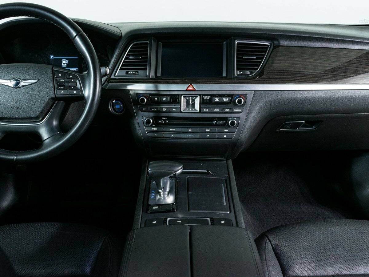 Genesis G80 с пробегом — 2017 год. Фото: #10