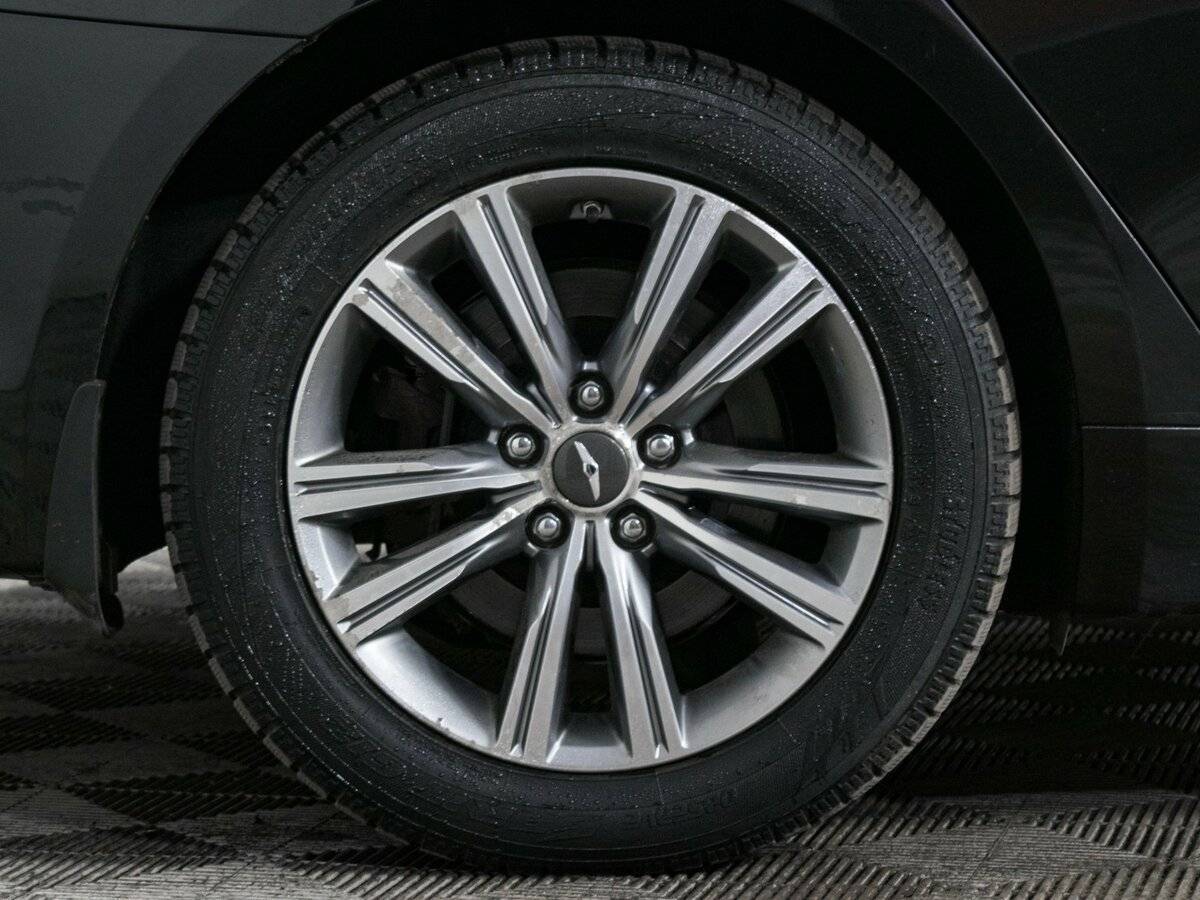 Genesis G80 с пробегом — 2017 год. Фото: #19