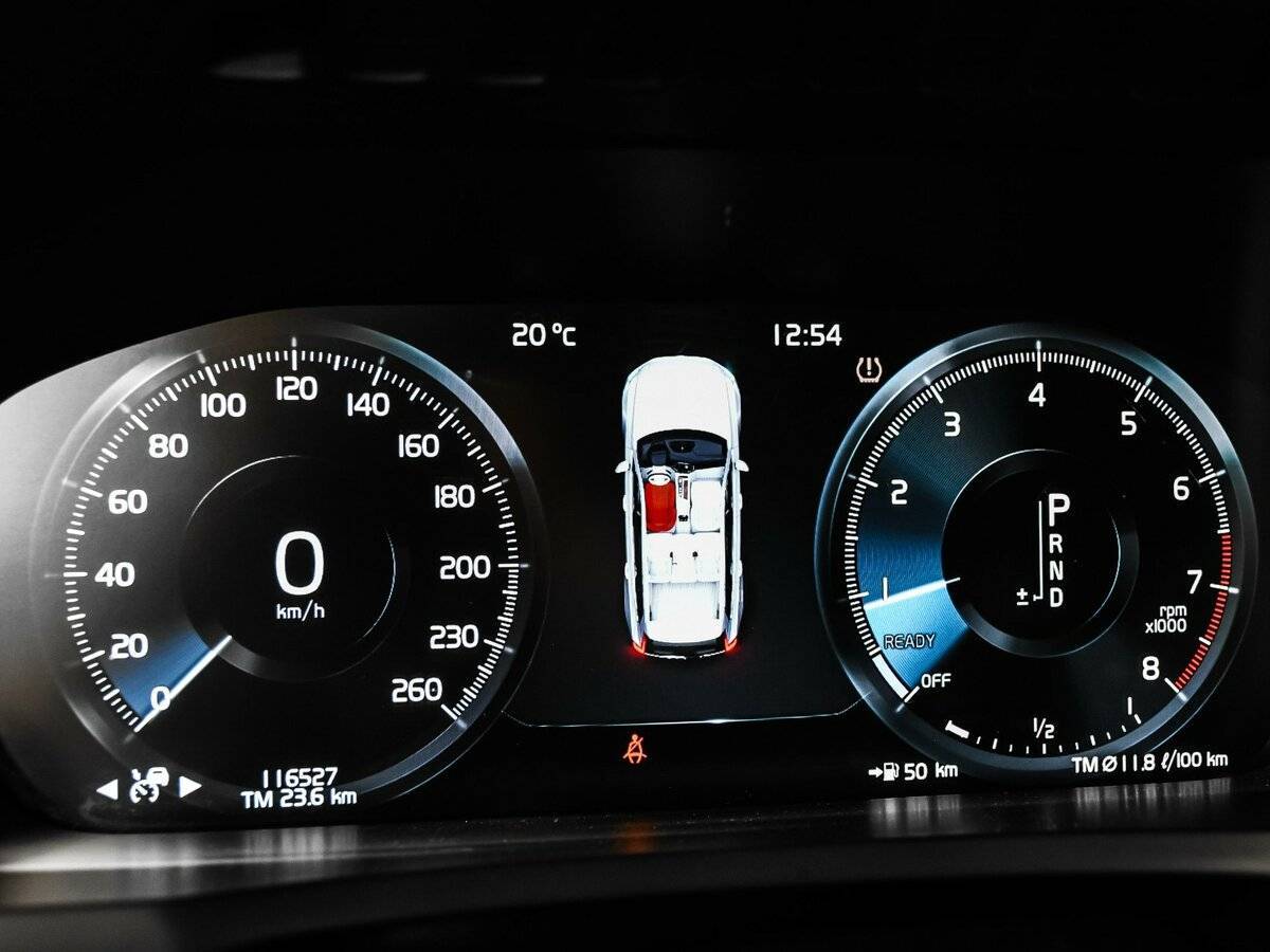 Volvo XC90 с пробегом — 2017 год. Фото: #9