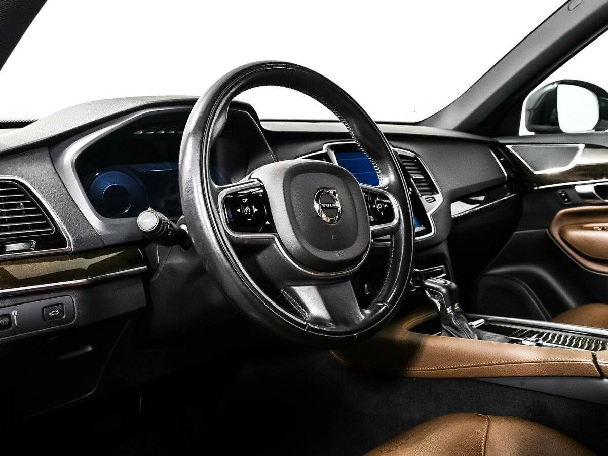 Volvo XC90 с пробегом — 2017 год. Фото: #11