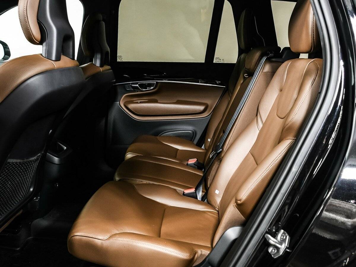 Volvo XC90 с пробегом — 2017 год. Фото: #12