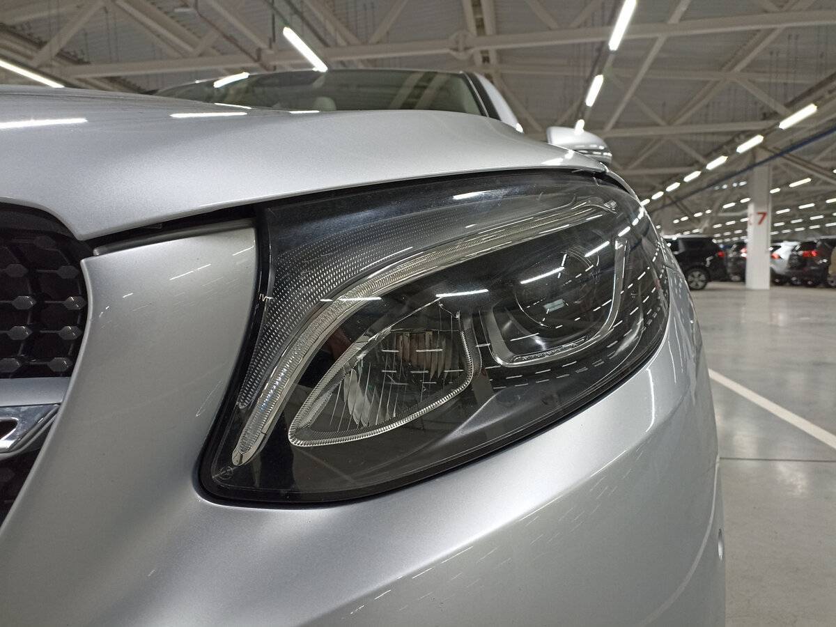 Mercedes-Benz GLC Coupe с пробегом — 2017 год. Фото: #16