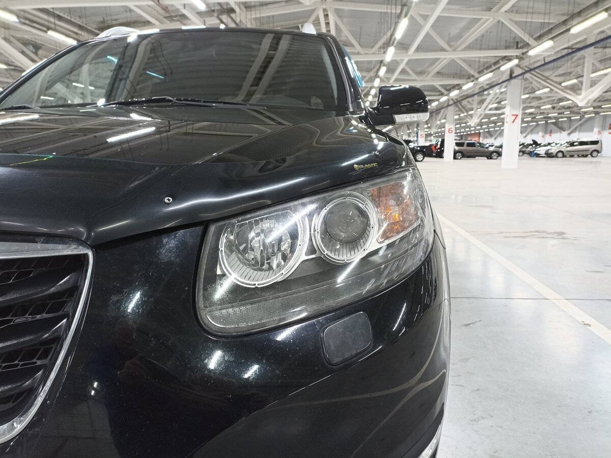 Hyundai Santa Fe с пробегом — 2010 год. Фото: #16