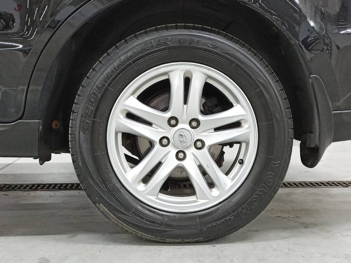 Hyundai Santa Fe с пробегом — 2010 год. Фото: #17