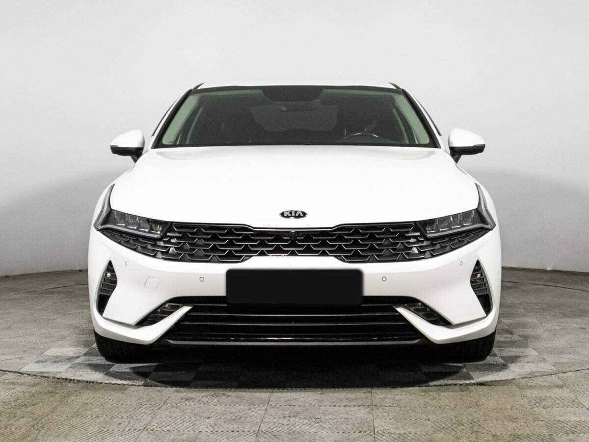 Kia K5 с пробегом — 2021 год. Фото: #1