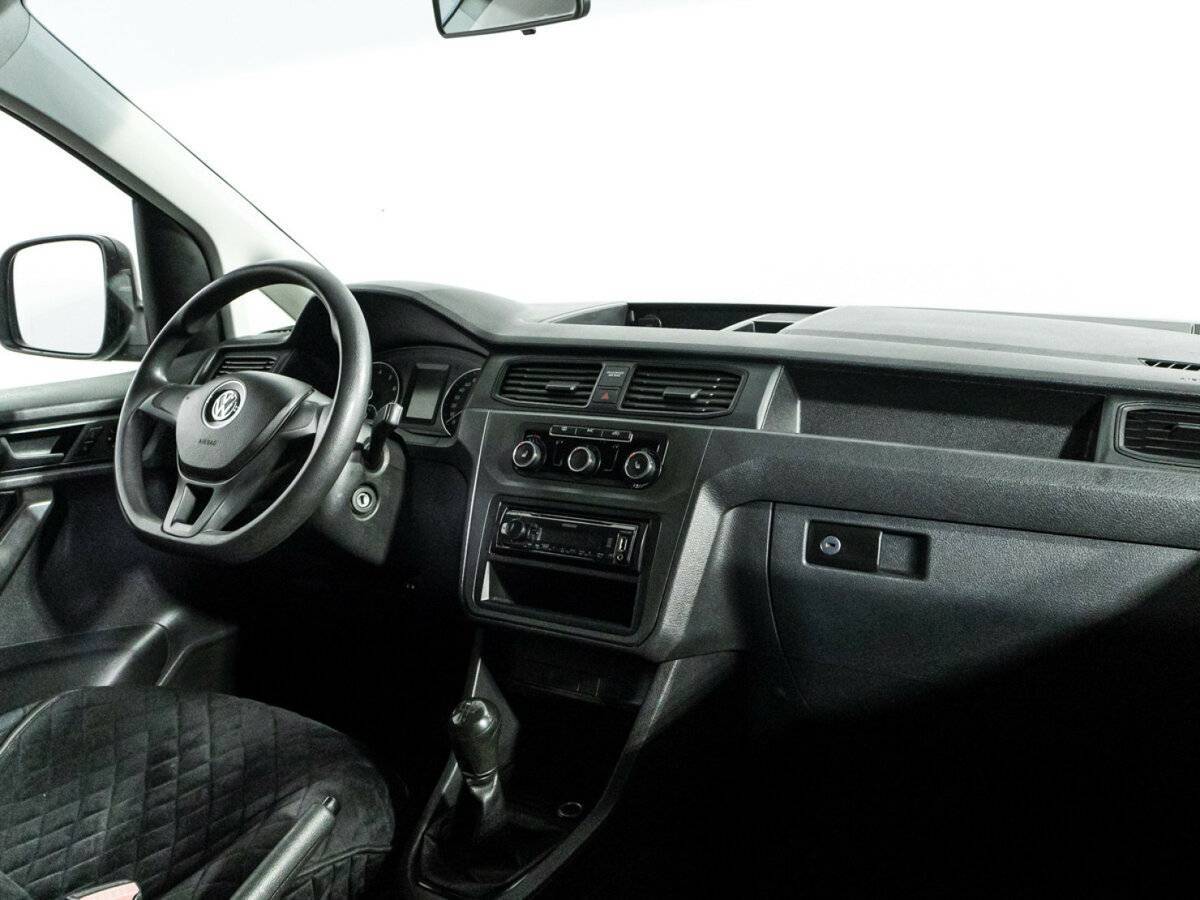Volkswagen Caddy с пробегом — 2017 год. Фото: #8