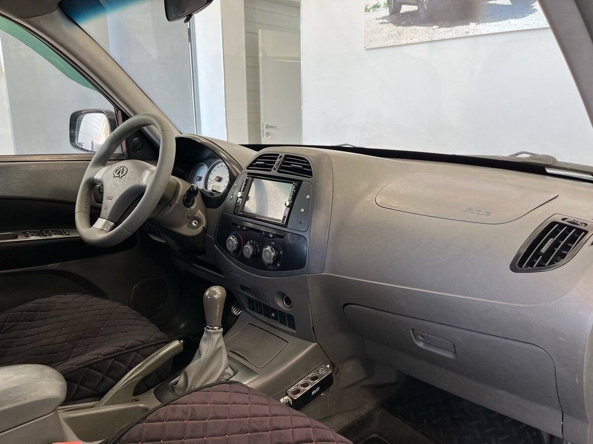 Chery Tiggo (T11) с пробегом — 2009 год. Фото: #12