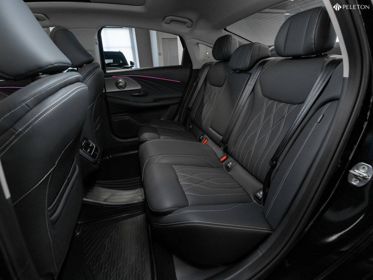 Chery Arrizo 8 с пробегом — 2024 год. Фото: #13