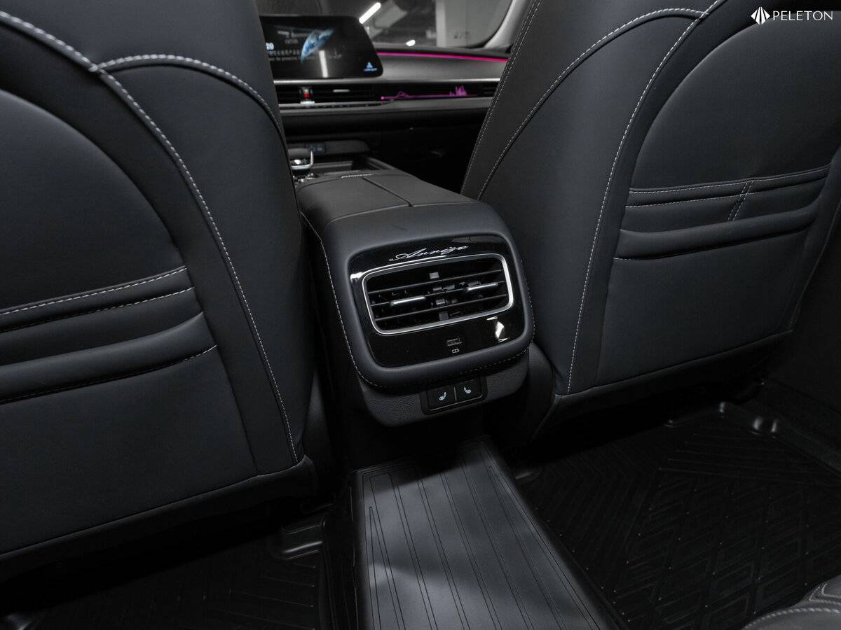 Chery Arrizo 8 с пробегом — 2024 год. Фото: #14