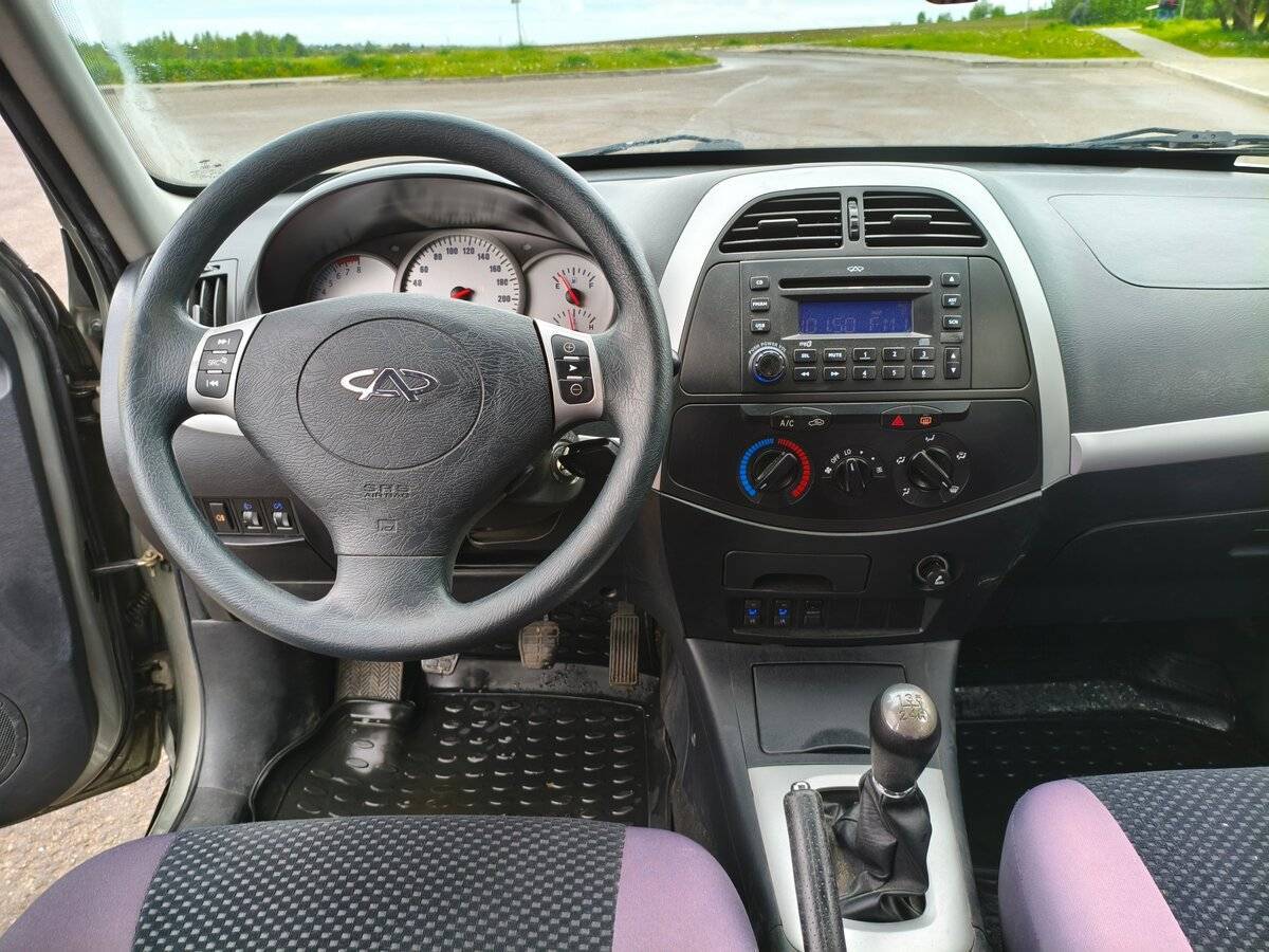 Chery Tiggo (T11) с пробегом — 2011 год. Фото: #13