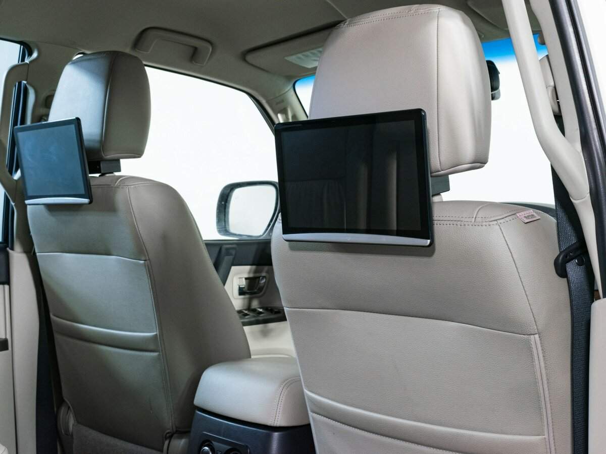 Mitsubishi Pajero с пробегом — 2019 год. Фото: #12