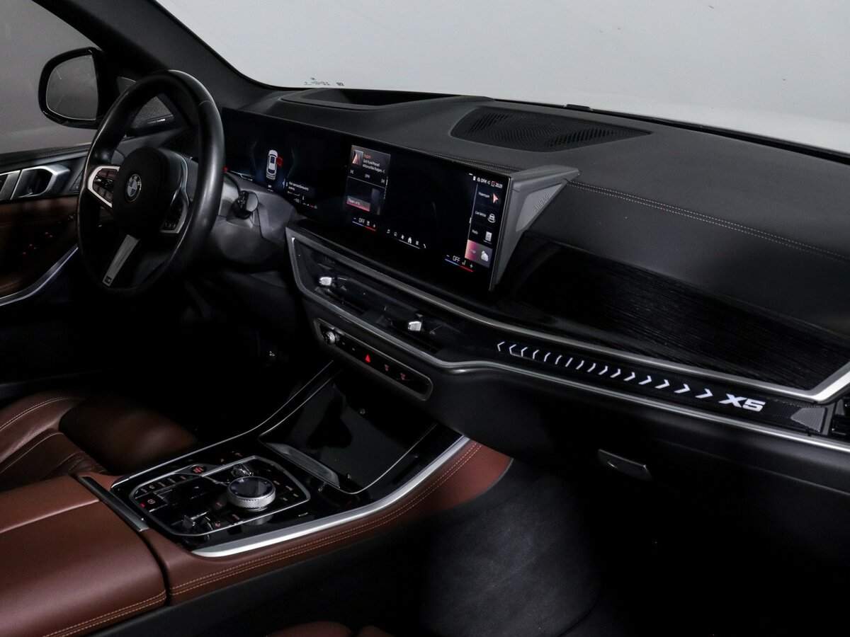 BMW X5 с пробегом — 2023 год. Фото: #3