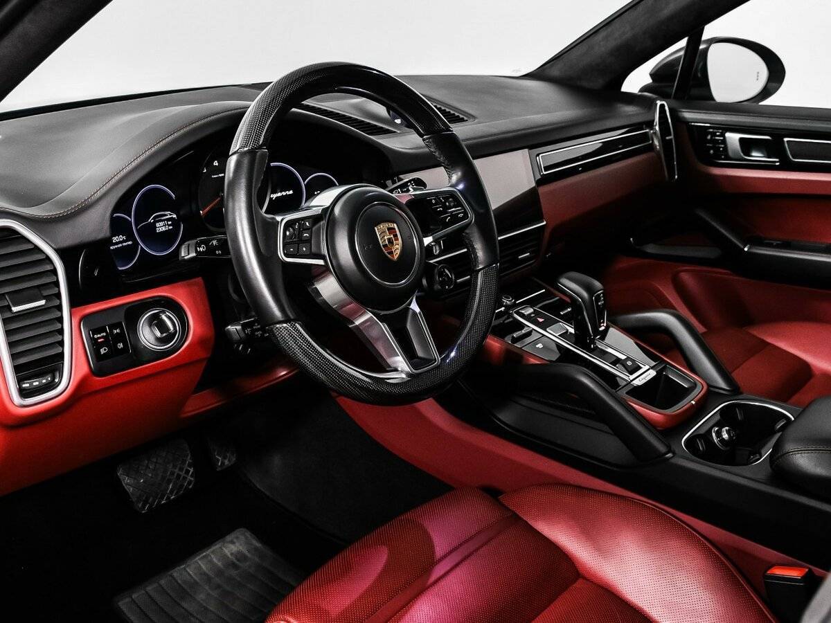 Porsche Cayenne с пробегом — 2019 год. Фото: #11