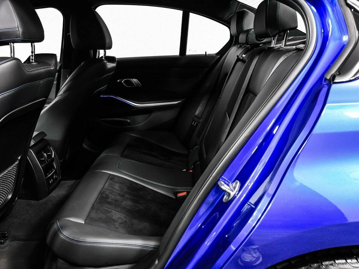 BMW 3 серии с пробегом — 2019 год. Фото: #12