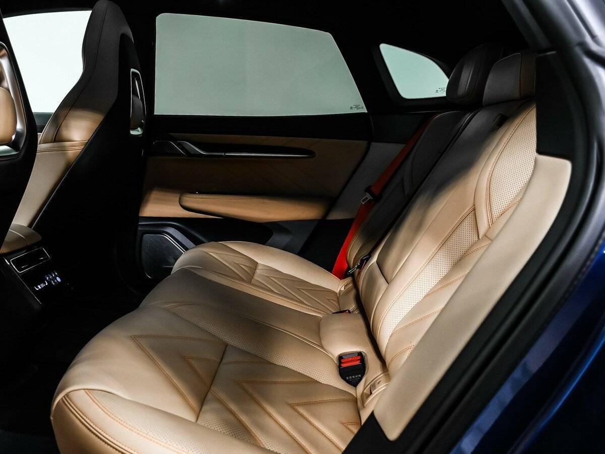 Zeekr 001 с пробегом — 2023 год. Фото: #12