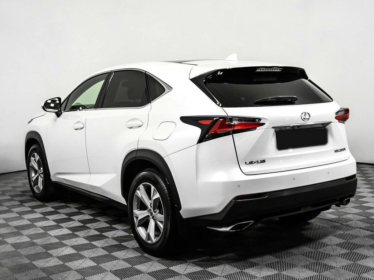 Lexus NX с пробегом — 2015 год. Фото: #6