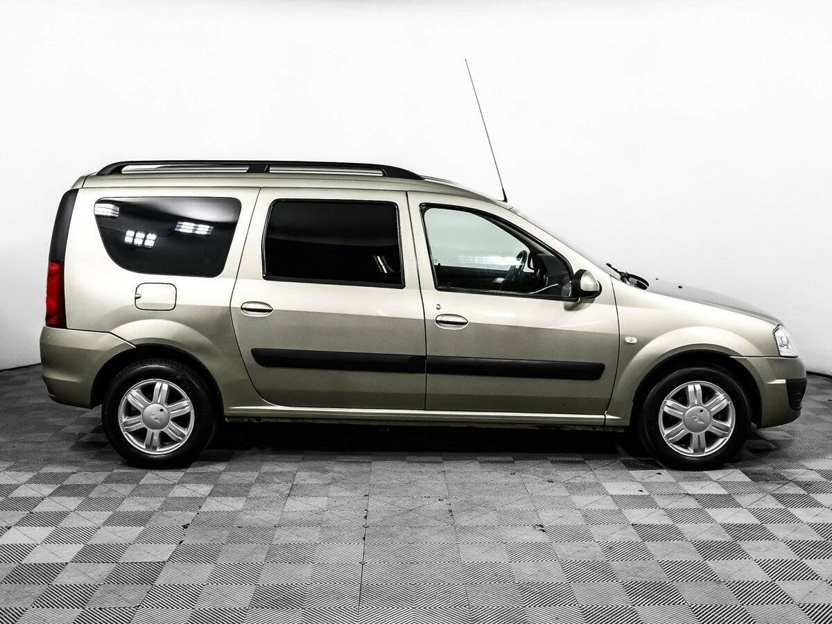 Lada (ВАЗ) Largus с пробегом — 2014 год. Фото: #3