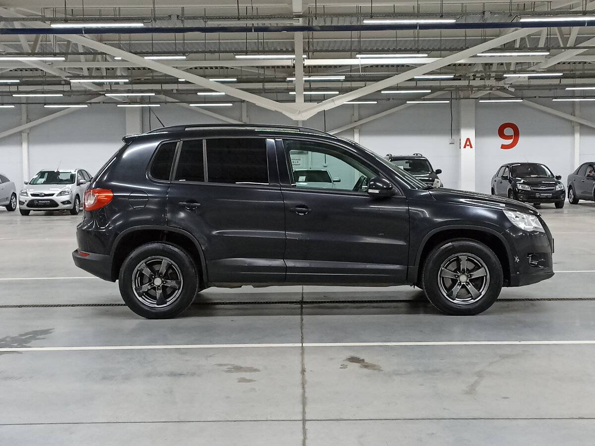 Volkswagen Tiguan с пробегом — 2009 год. Фото: #3