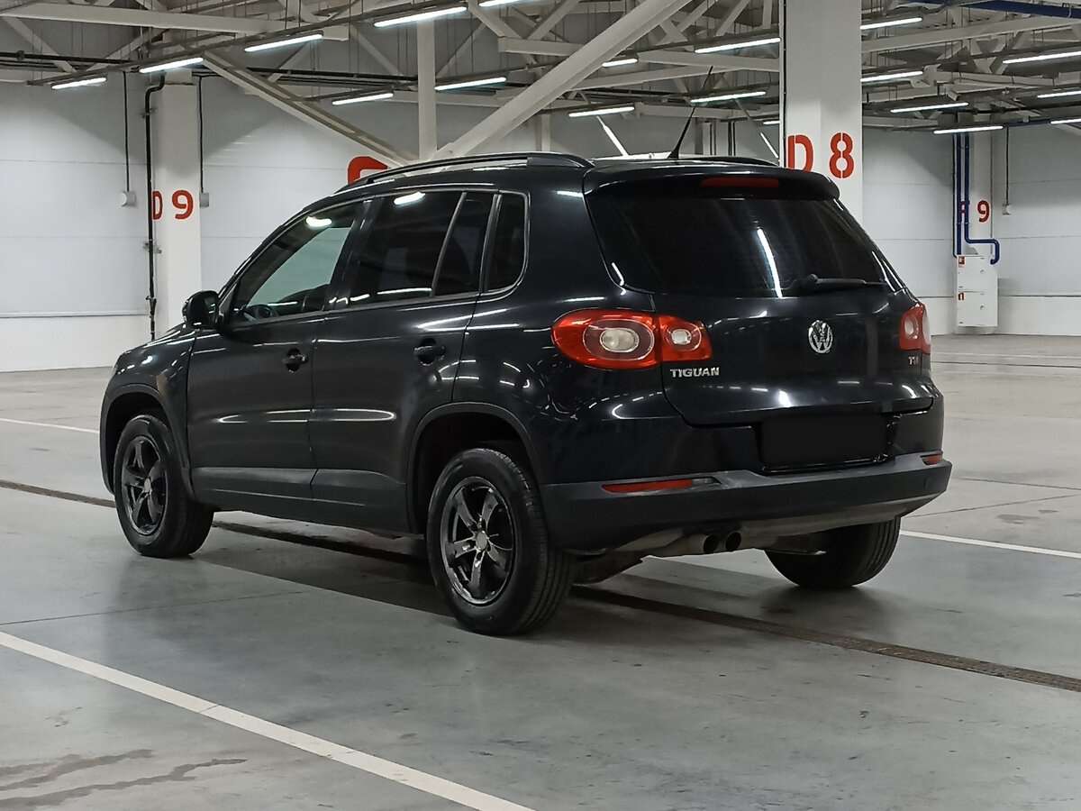 Volkswagen Tiguan с пробегом — 2009 год. Фото: #6