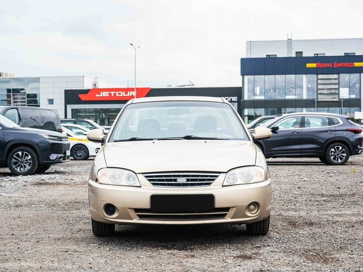 Kia Spectra с пробегом — 2008 год. Фото: #1