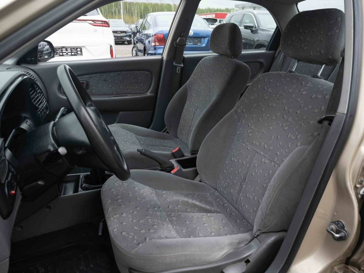 Kia Spectra с пробегом — 2008 год. Фото: #7