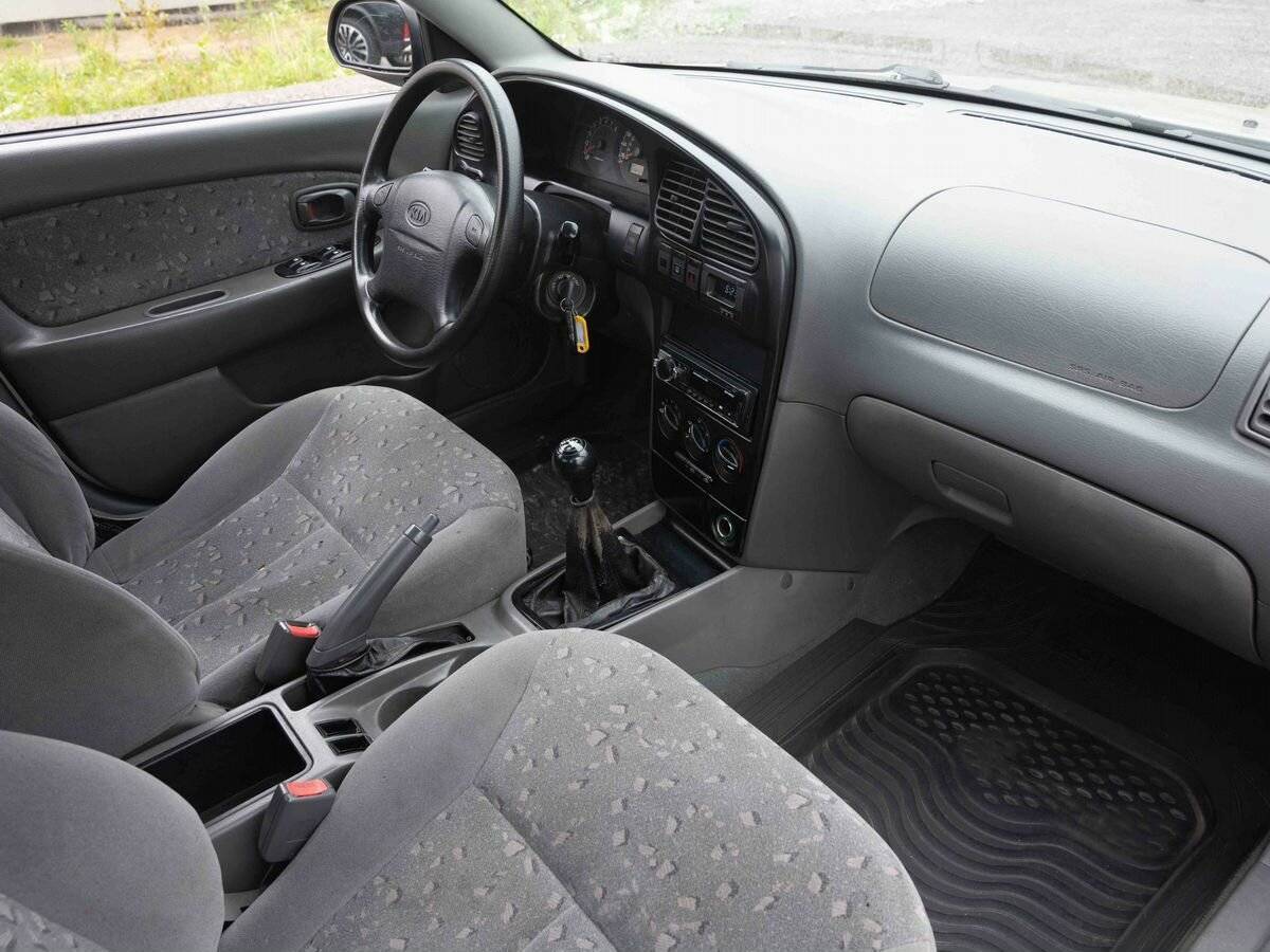 Kia Spectra с пробегом — 2008 год. Фото: #10