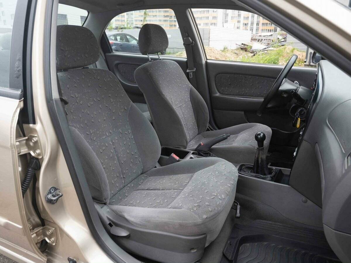 Kia Spectra с пробегом — 2008 год. Фото: #11