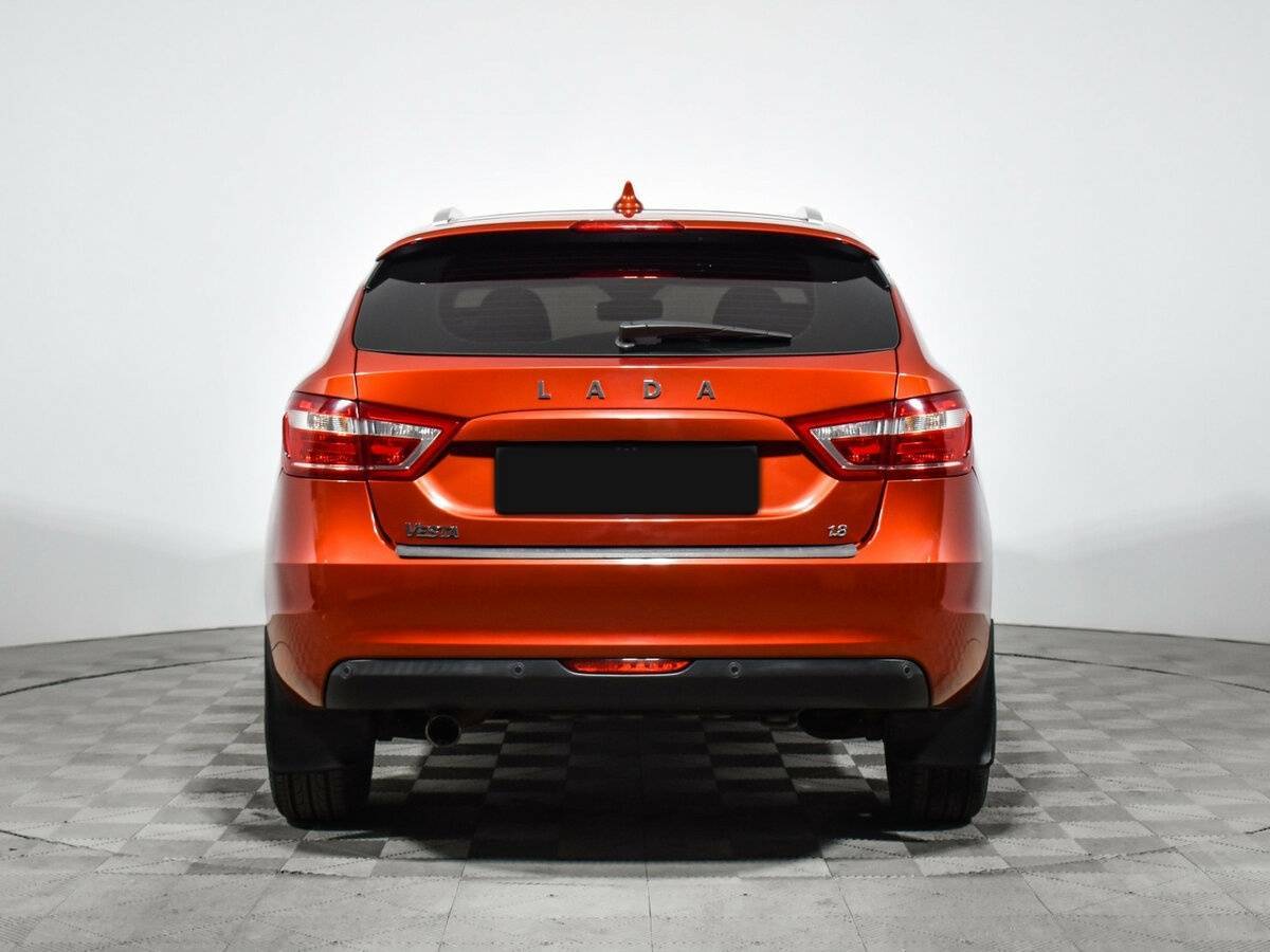 Lada (ВАЗ) Vesta с пробегом — 2018 год. Фото: #4