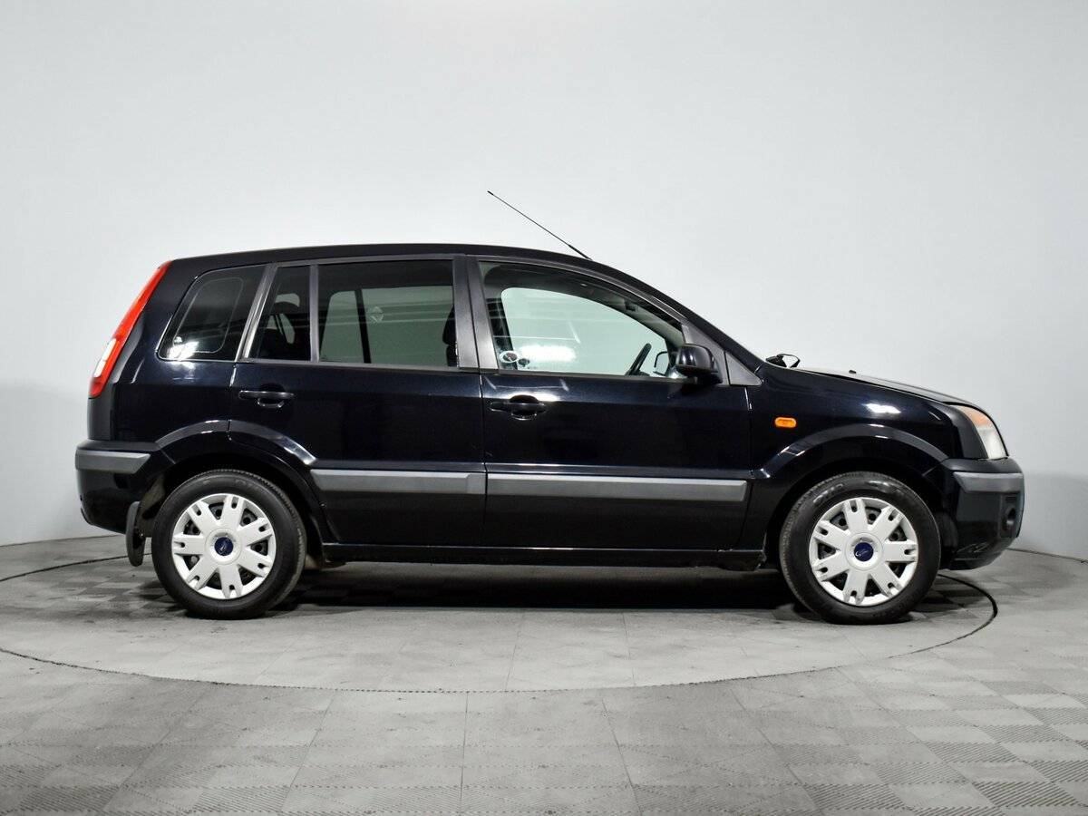 Ford Fusion с пробегом — 2008 год. Фото: #3