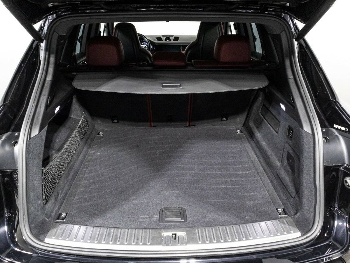 Porsche Cayenne с пробегом — 2018 год. Фото: #12