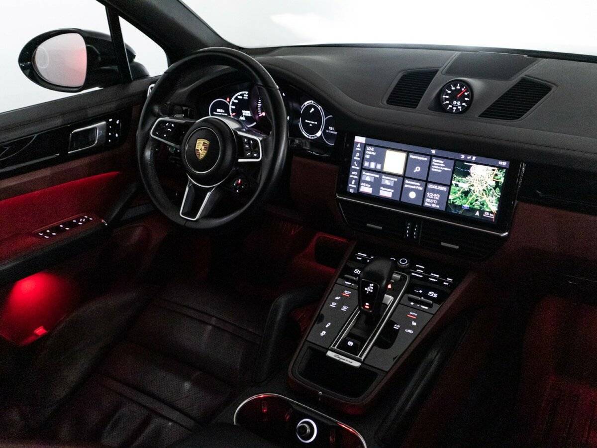 Porsche Cayenne с пробегом — 2018 год. Фото: #26