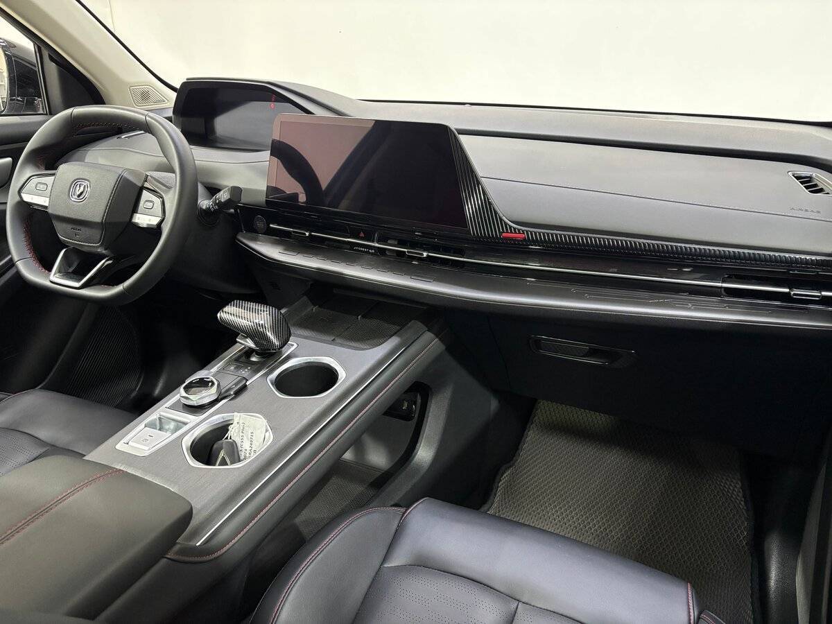 Changan UNI-S (CS55 Plus) с пробегом — 2024 год. Фото: #10