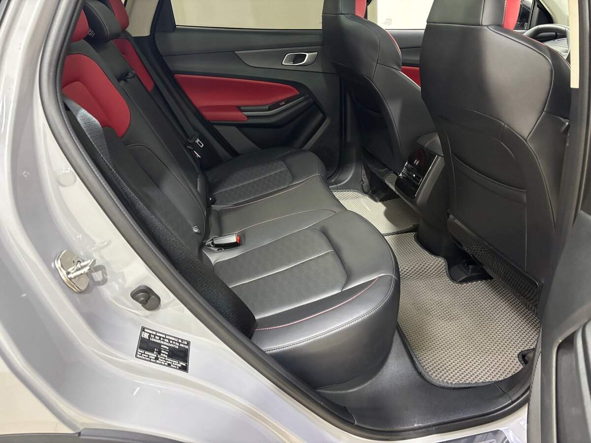 Changan UNI-S (CS55 Plus) с пробегом — 2024 год. Фото: #13