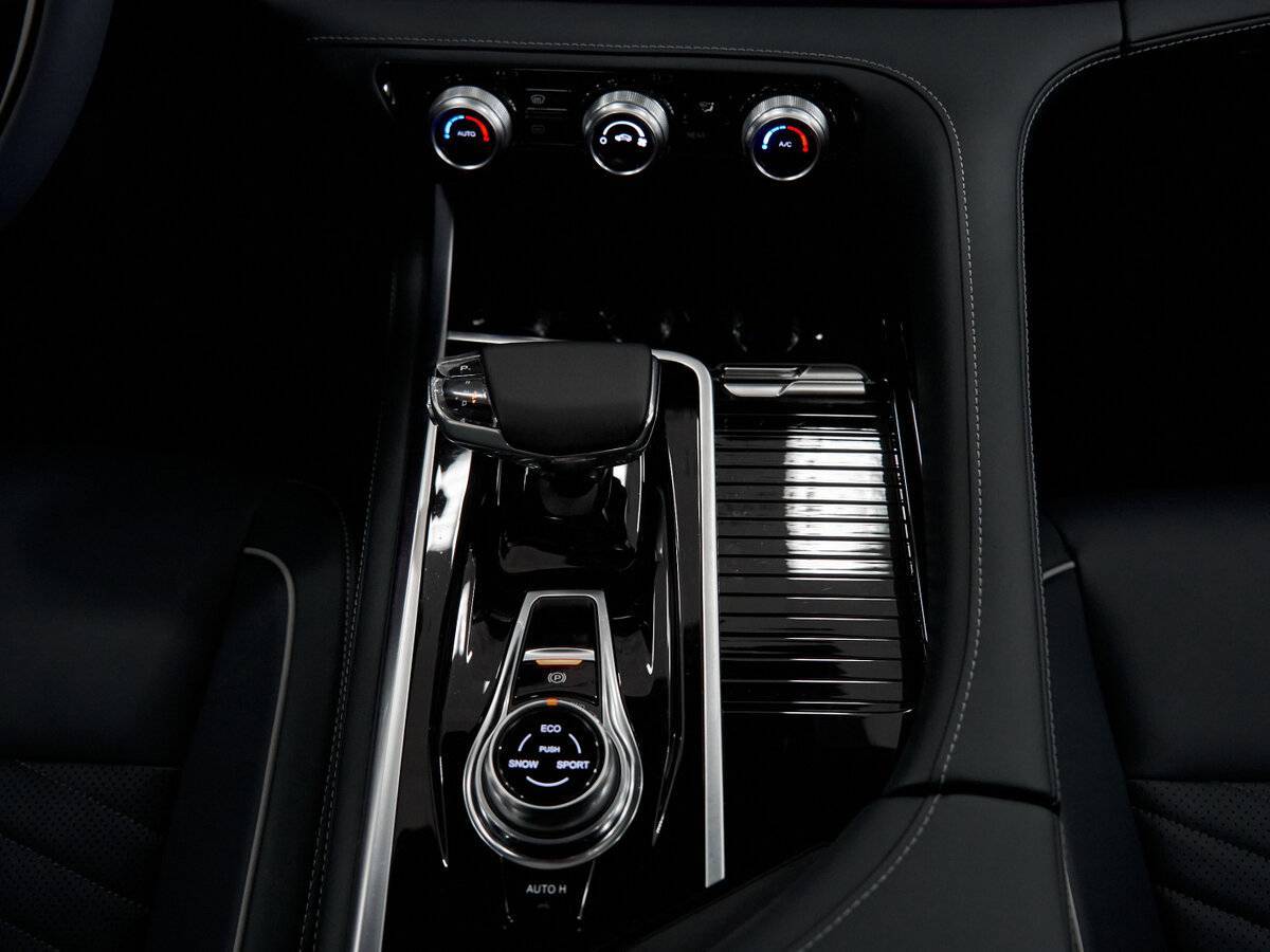 Changan CS95 с пробегом — 2024 год. Фото: #19