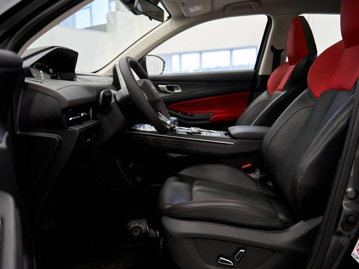 Changan UNI-S (CS55 Plus) с пробегом — 2024 год. Фото: #10