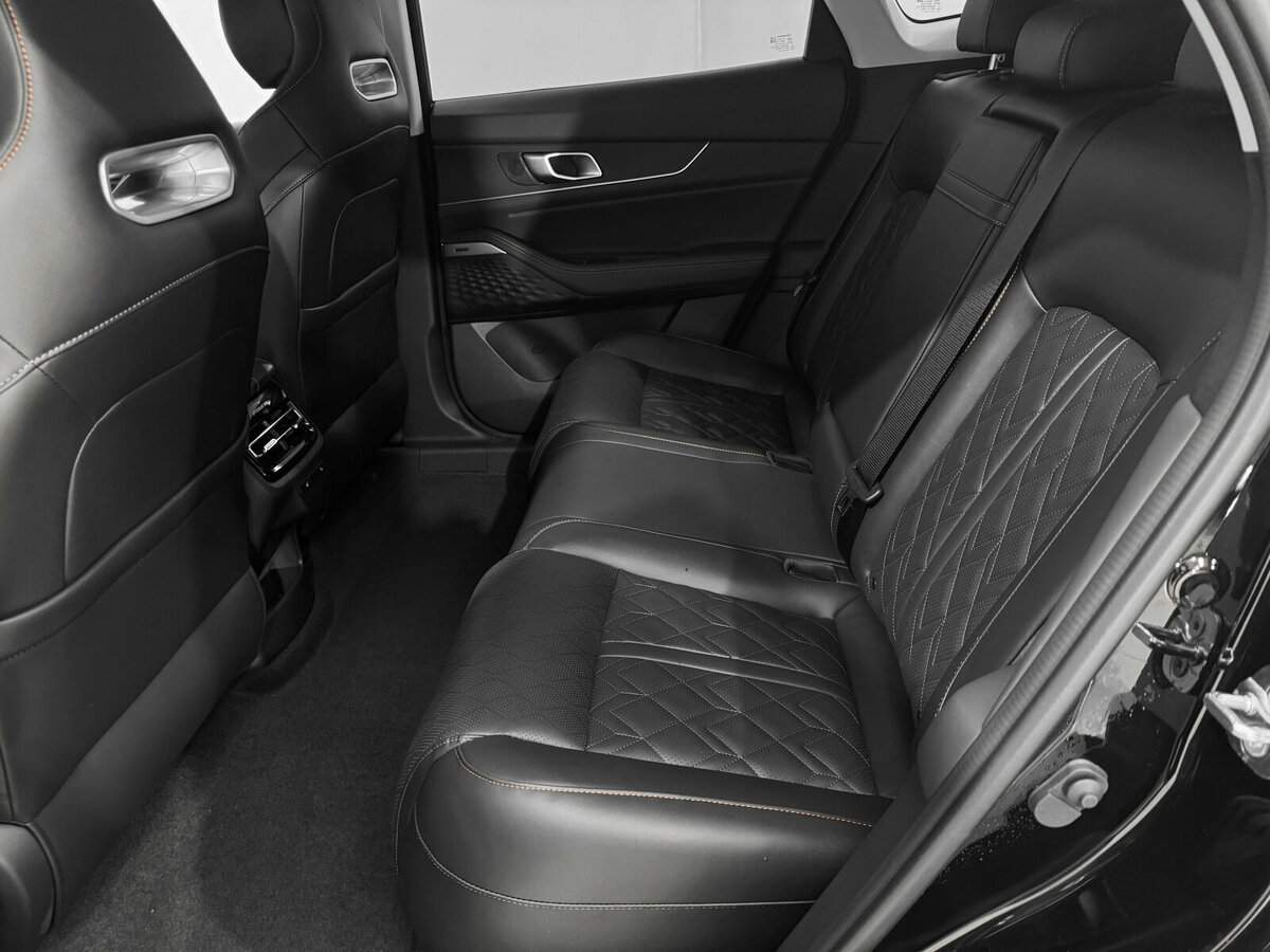 Changan UNI-K с пробегом — 2024 год. Фото: #28