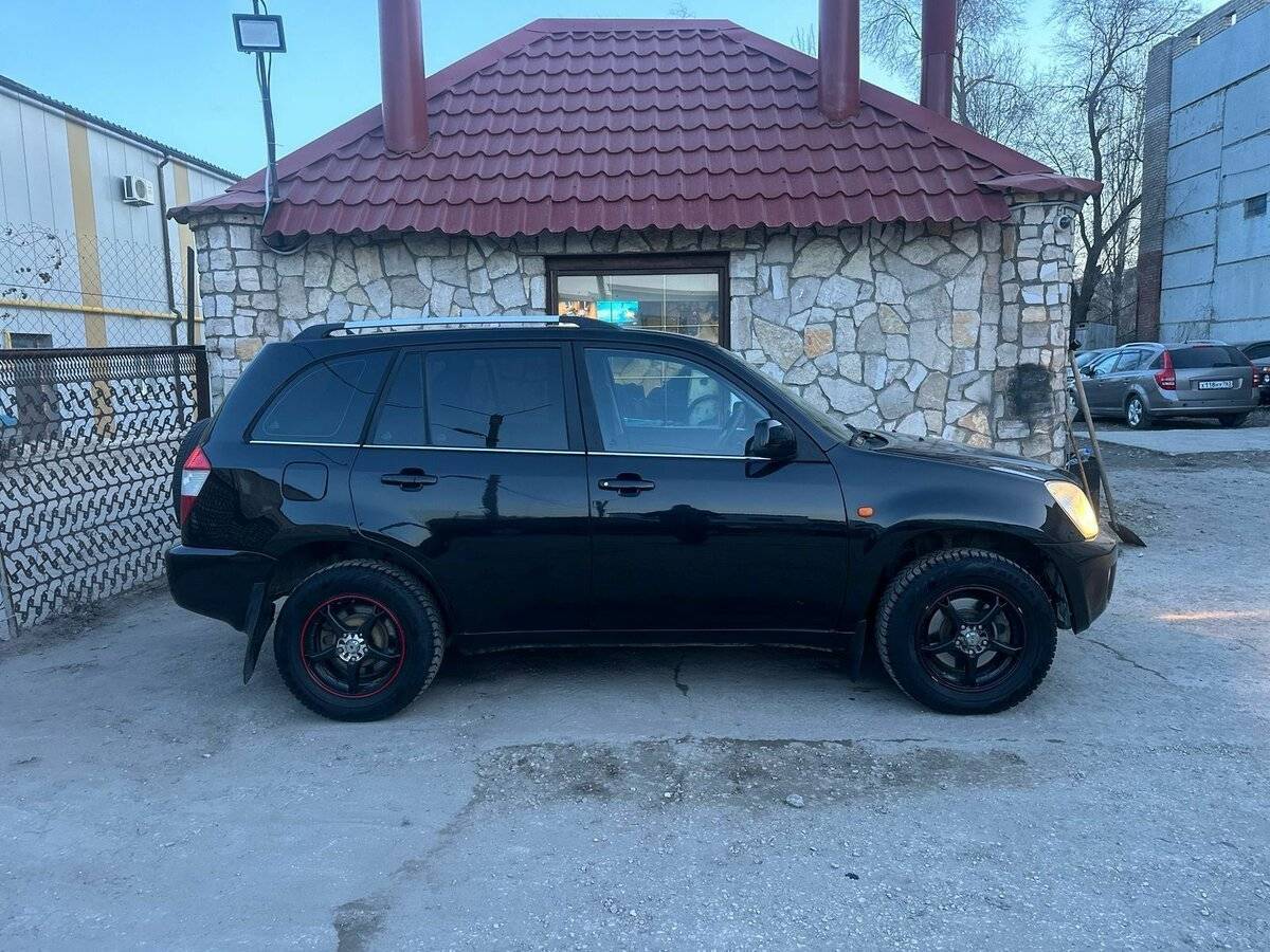 Chery Tiggo (T11) с пробегом — 2012 год. Фото: #5