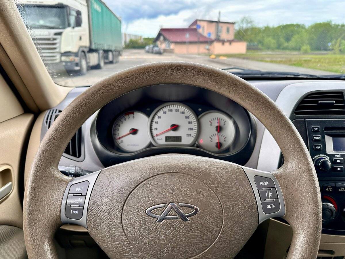 Chery Tiggo (T11) с пробегом — 2009 год. Фото: #15