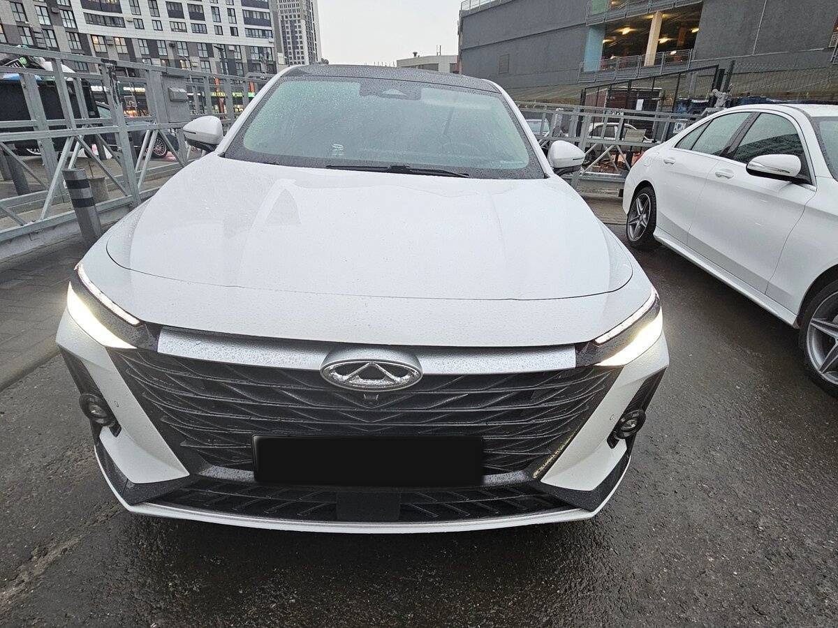 Chery Arrizo 8 с пробегом — 2023 год. Фото: #2