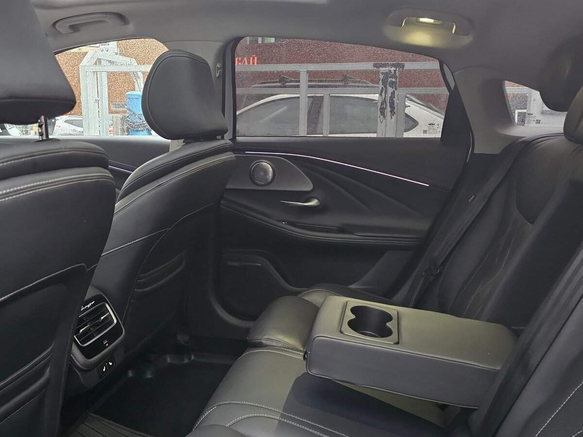 Chery Arrizo 8 с пробегом — 2023 год. Фото: #12