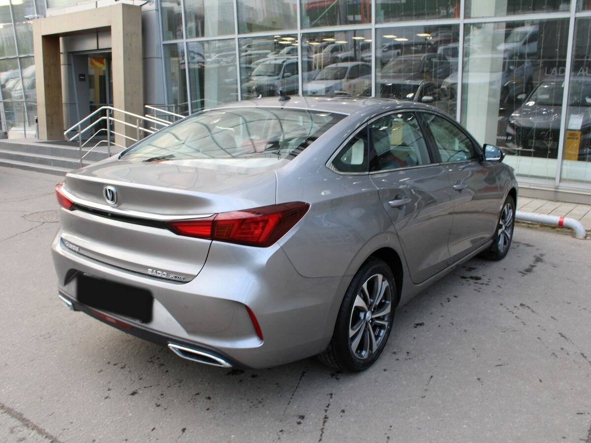 Changan Eado Plus с пробегом — 2023 год. Фото: #4