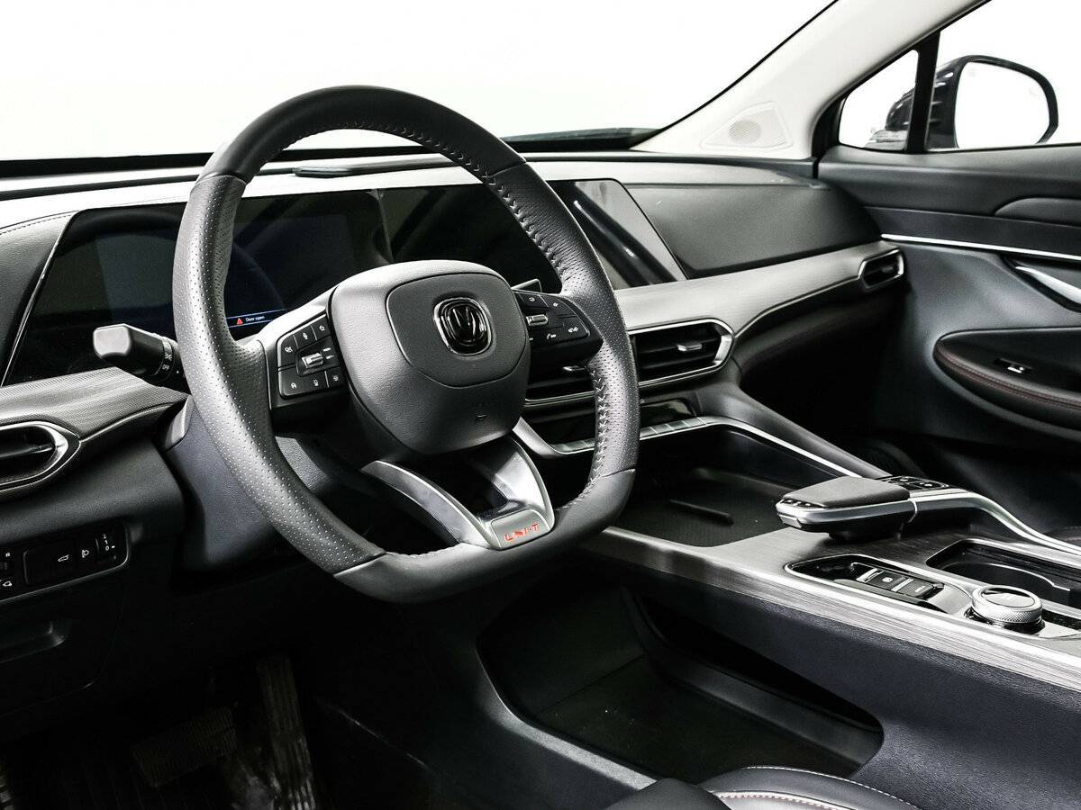 Changan UNI-T с пробегом — 2023 год. Фото: #11